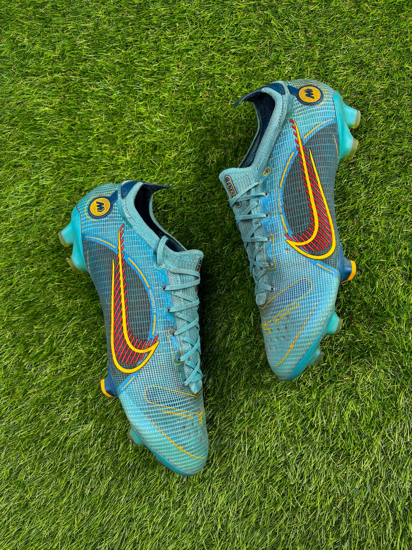 Nike Mercurial Vapor 14 Elite FG - UK 10