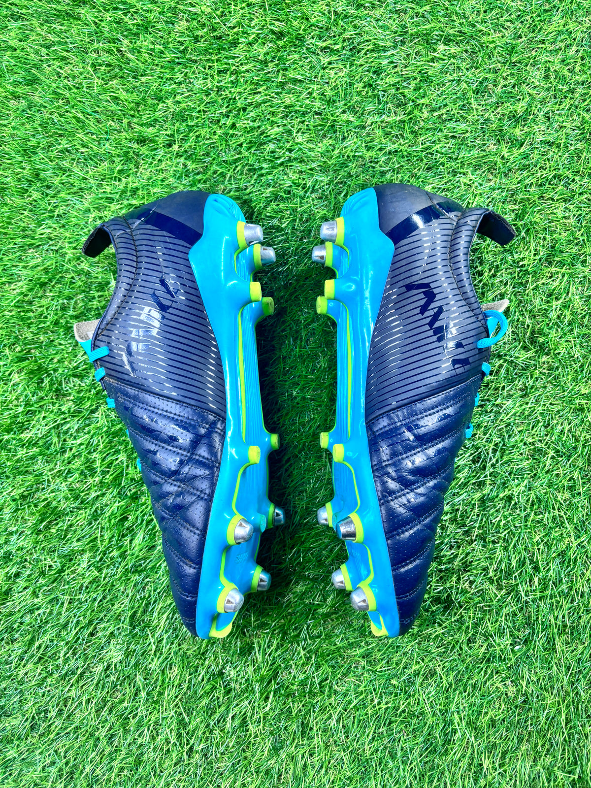 Adidas Predator Malice SG - UK 9