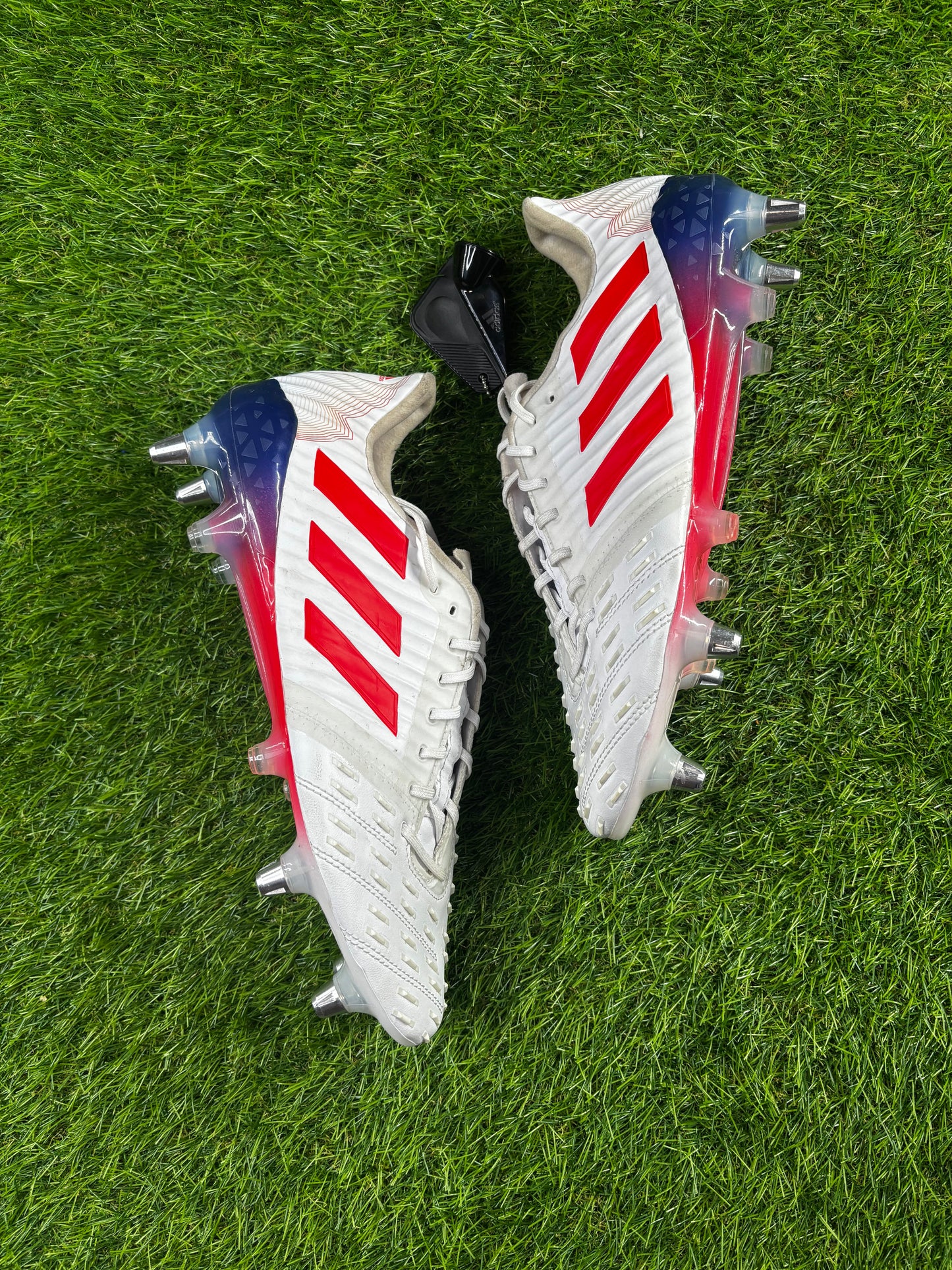 Adidas Predator Malice SG - UK 8.5