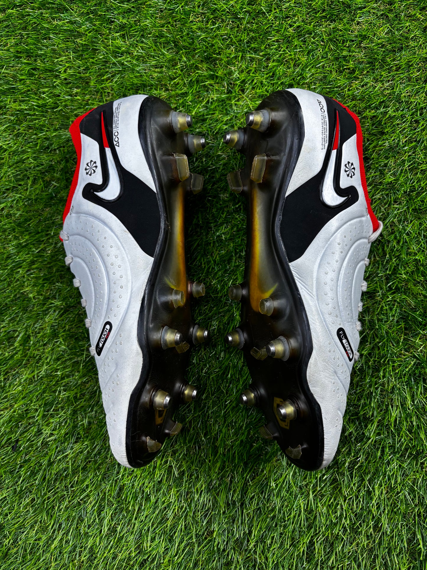 Nike Tiempo Legend 10 Elite- Uk 8
