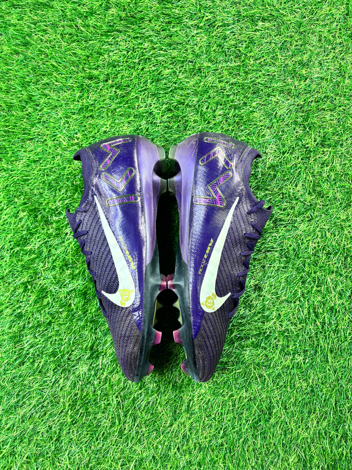 Nike Mercurial Vapor 16 Elite - UK 9