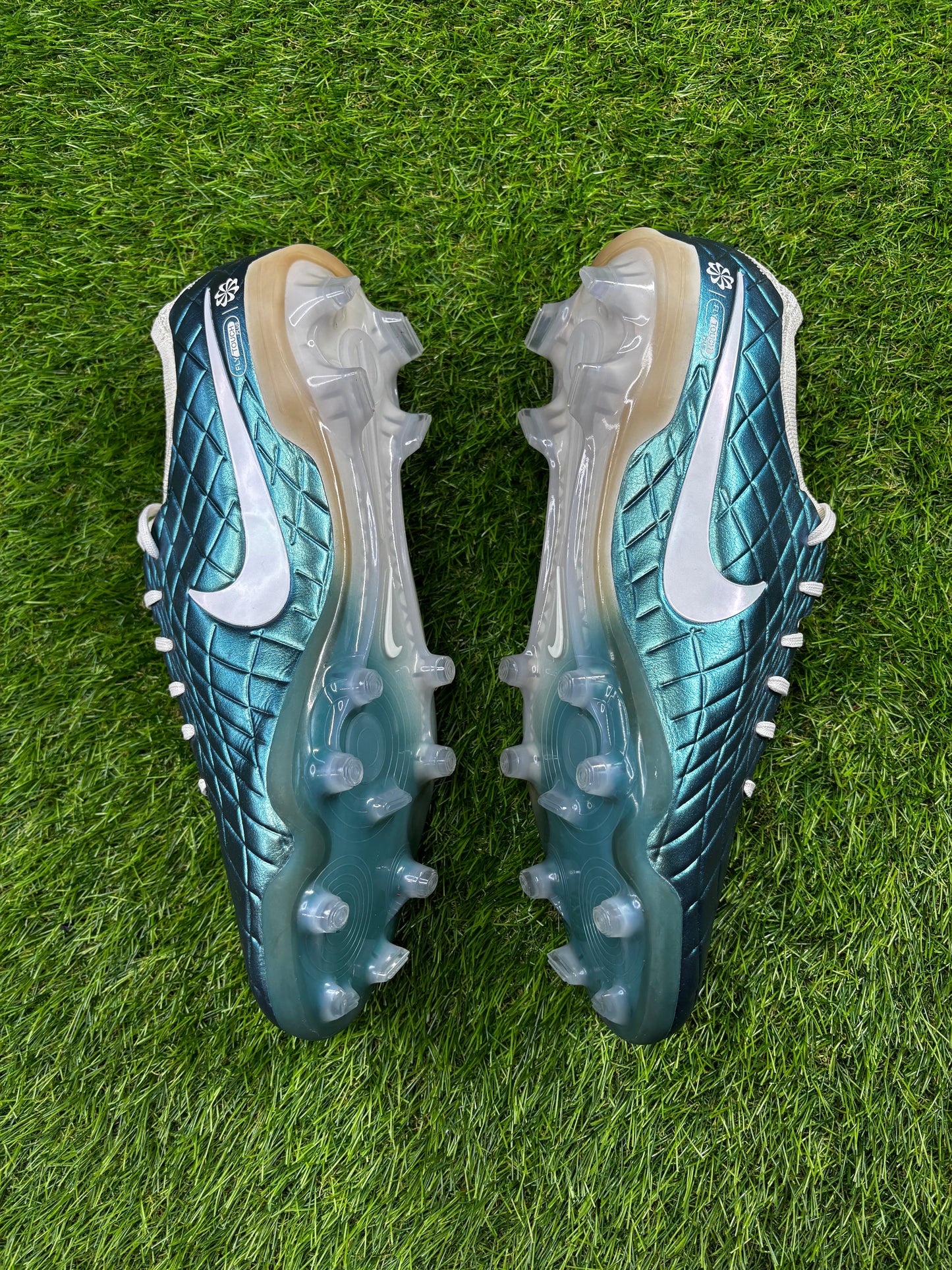 Nike Tiempo Legend 10 Elite FG - UK 10