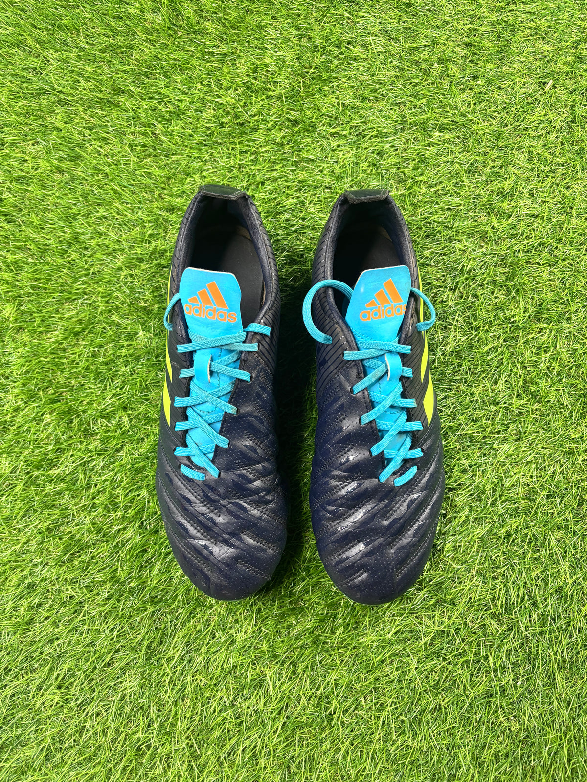 Adidas Predator Malice SG - UK 9