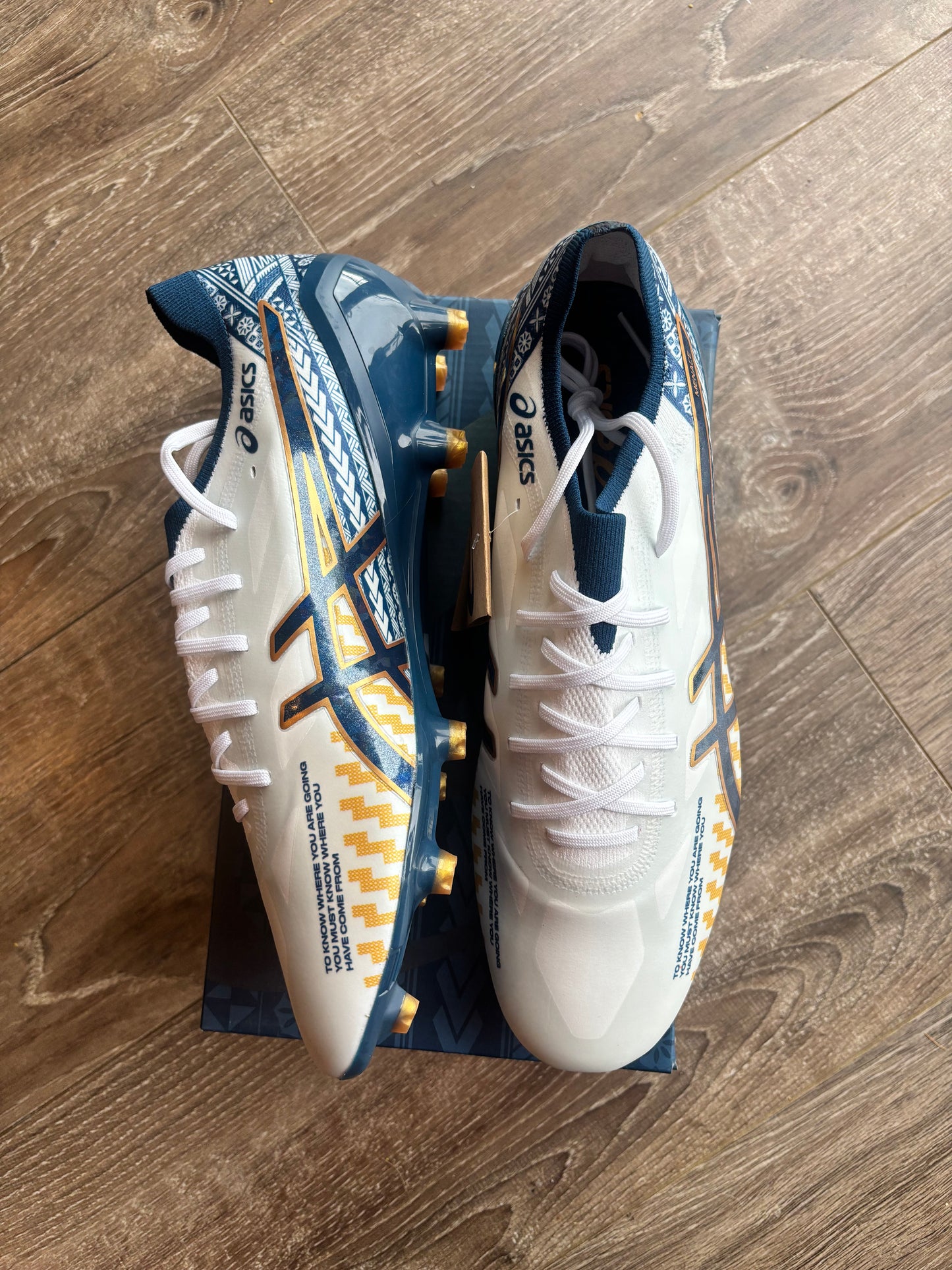 ASICS Menace 5 - UK 9,9.5,10,10.5,11,12,13